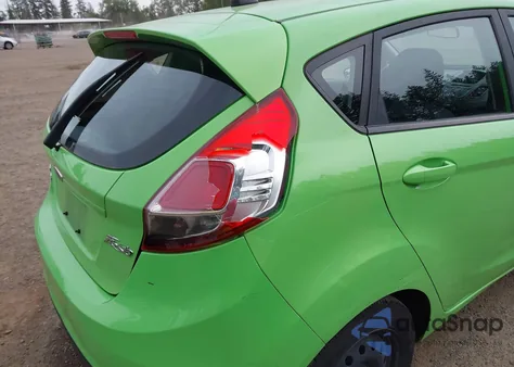 2015 Ford Fiesta Se z USA, uszkodzony, nr VIN 3FADP4EE1FM208022